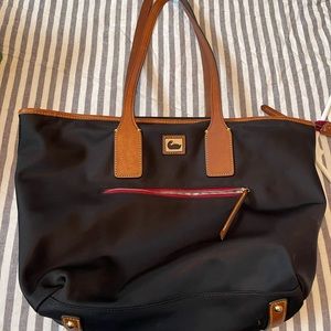 Dooney & Bourke bag